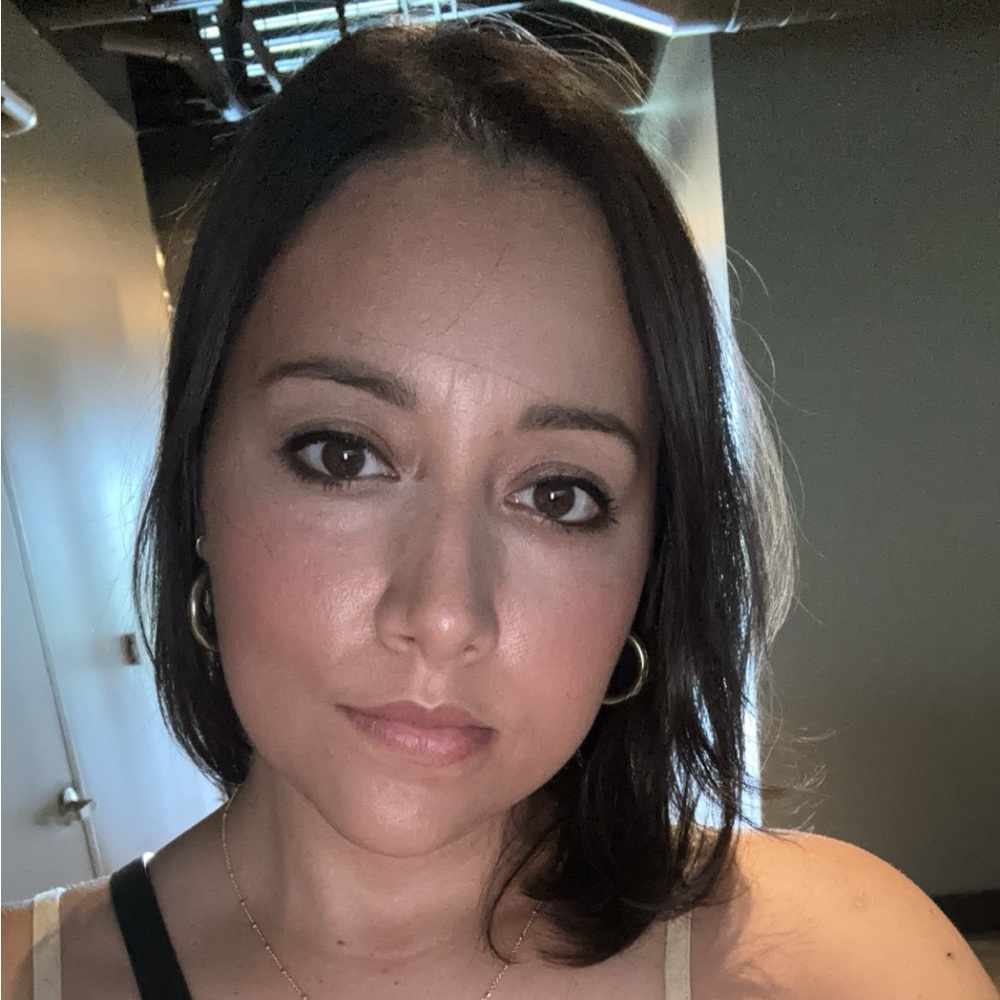 Meet your Posher, Almendra